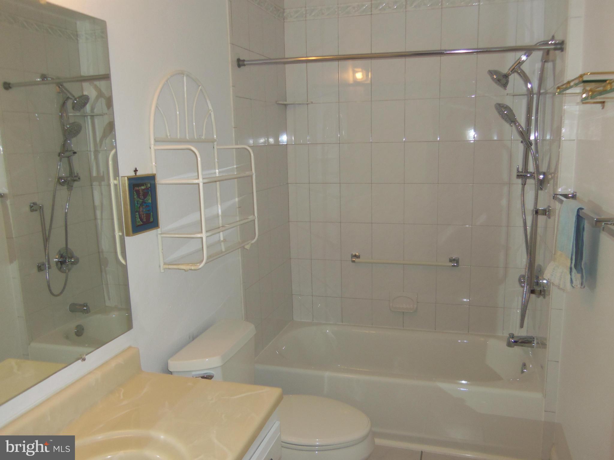 3608 Edelmar Terrace, Unit 128B Silver Spring, MD 20906 - Photo 13 of 30 Bath