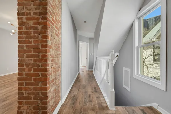 $2,900 | 30 Columbia Terrace, Unit 2, Edgewater, NJ 07020
