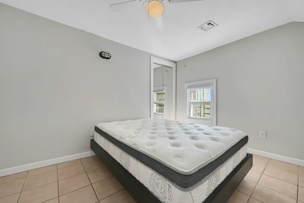 $2,900 | 30 Columbia Terrace, Unit 2, Edgewater, NJ 07020