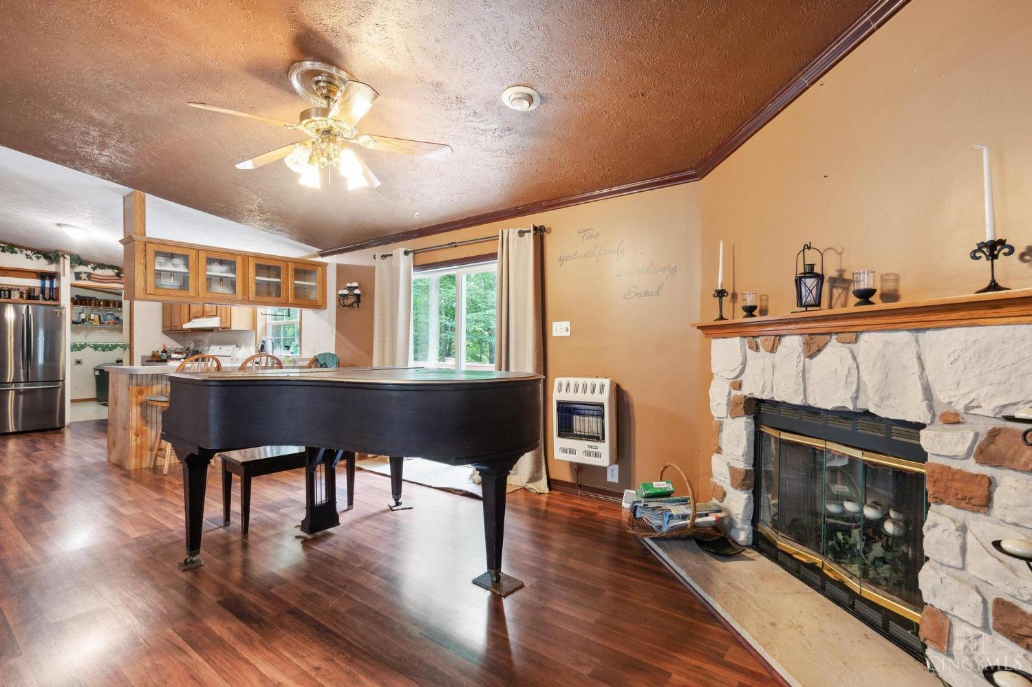 11470 Hudson Road Greenfield, OH 45123 - Photo 9 of 51 Gallery Image 9