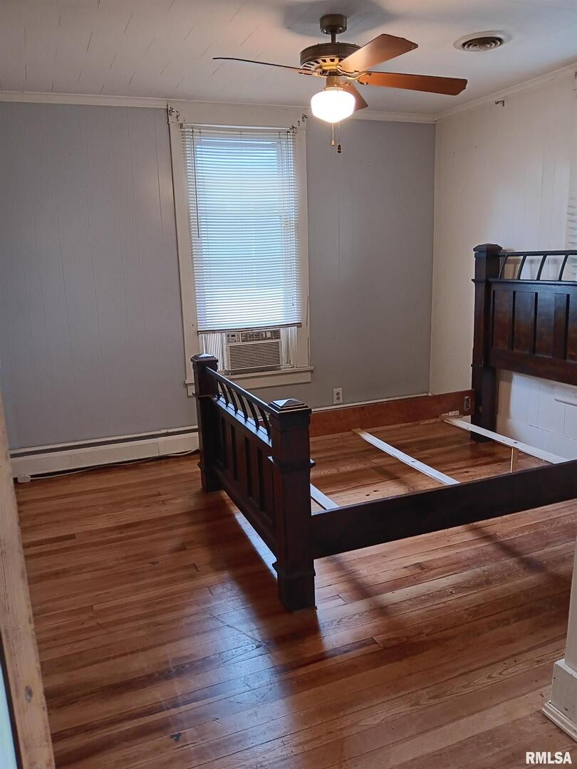 1935 Elm Street Murphysboro, IL 62966 - Photo 20 of 23 a room with wooden floor pool table and window