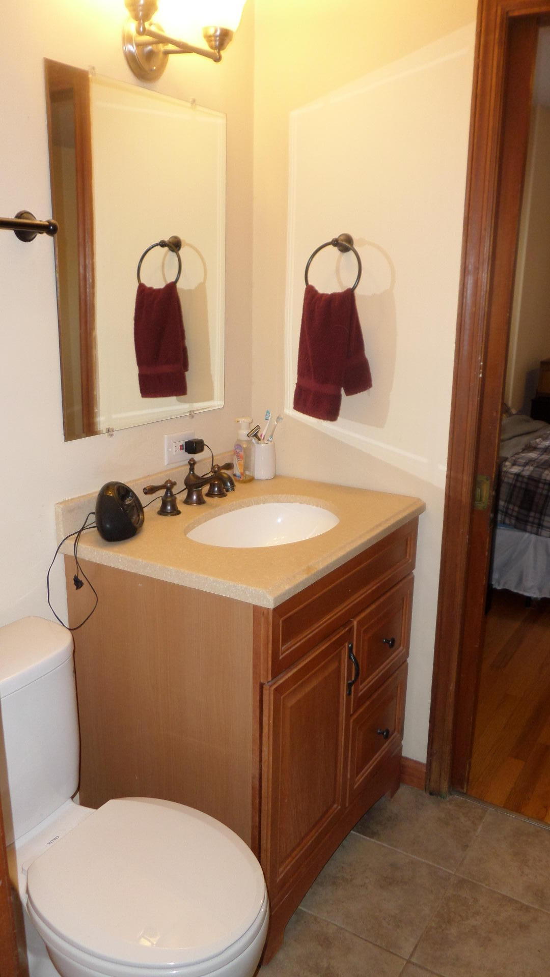 112 Wood Ridge Lane Oak Ridge, TN 37830 - Photo 25 of 37 Jack n Jill Bathroom