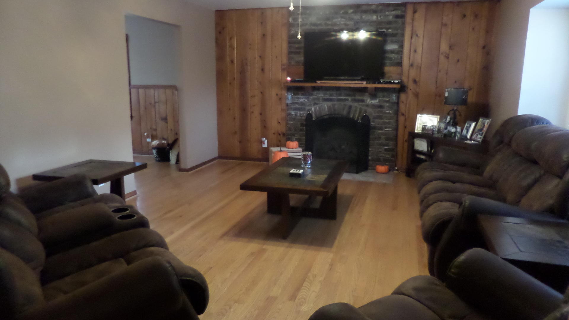 112 Wood Ridge Lane Oak Ridge, TN 37830 - Photo 7 of 37 Living Room