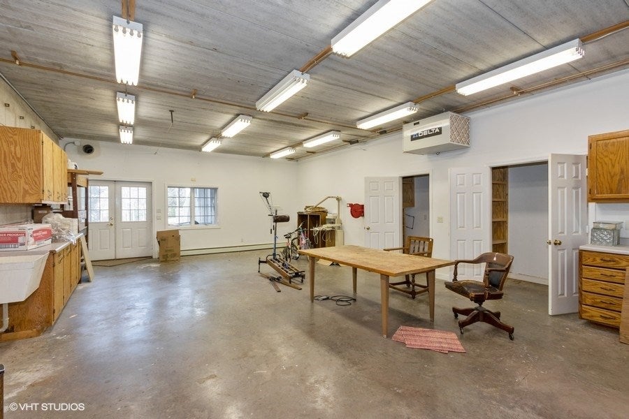3605 Rohret Road Iowa City, IA 52246 - Photo 23 of 32 Gallery Image 23