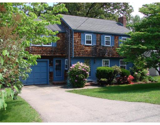 31 Governor Andrew Road Hingham, MA 02043 - Photo 1 of 5 Gallery Image 1