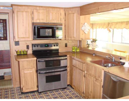 31 Governor Andrew Road Hingham, MA 02043 - Photo 4 of 5 Gallery Image 4