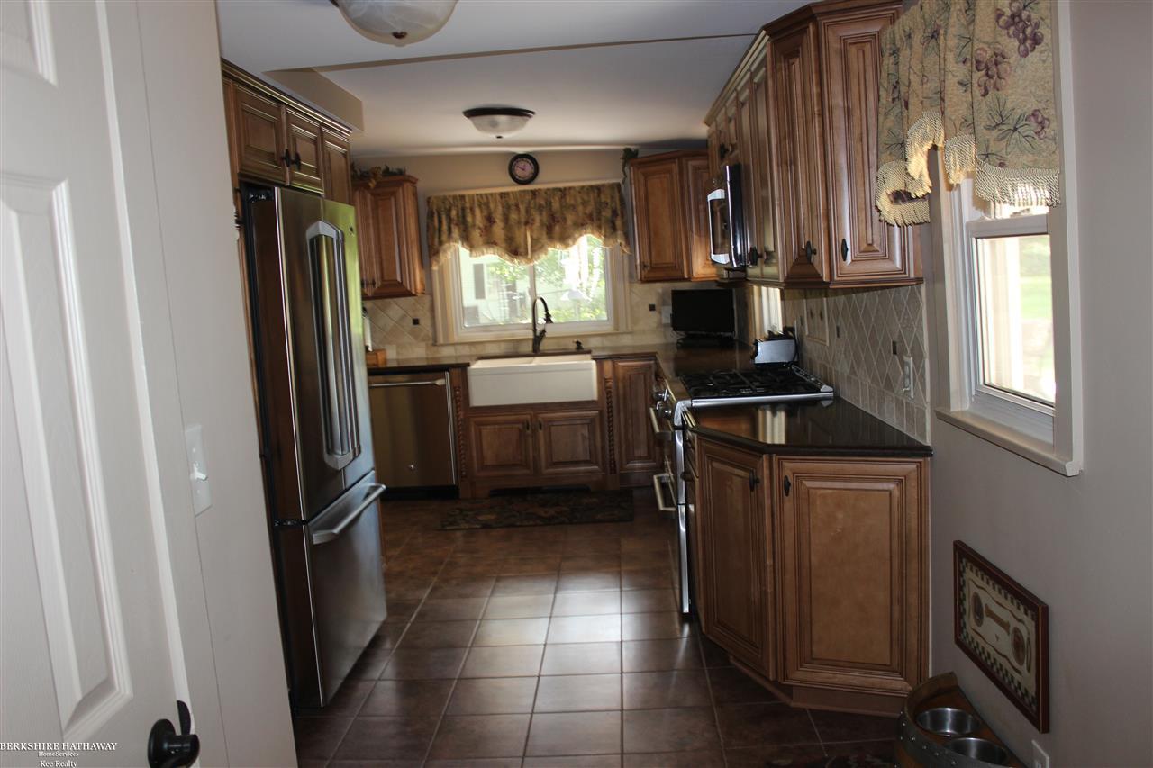 345 Prospect Street Romeo, MI 48065 - Photo 9 of 47 Kitchen