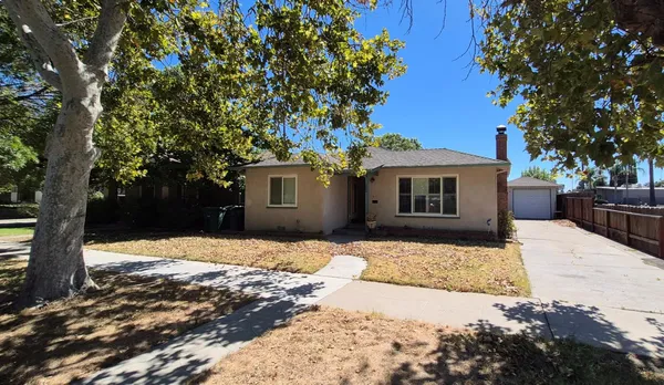 $325,000 | 1032 9th Street, Los Banos, CA 93635