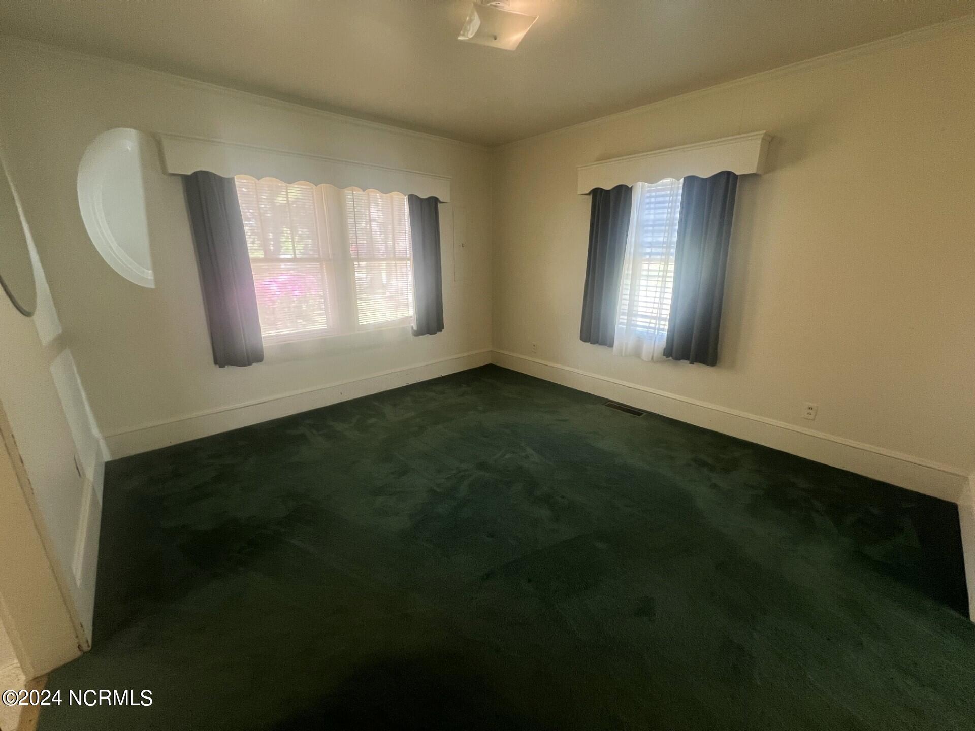 307 Bank Street Roper, NC 27970 - Photo 12 of 43 Dining Room