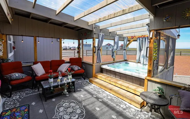 $749,000 | 66410 Crane-Buchanan Road, Burns, OR 97720