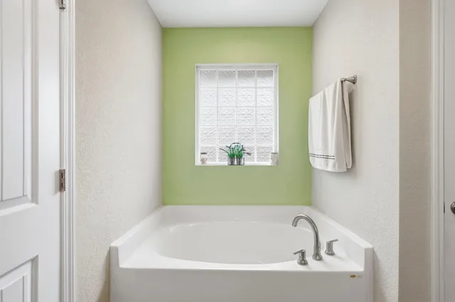 $549,000 | 1520 Redfish Point Road, Gulf Breeze, FL 32563