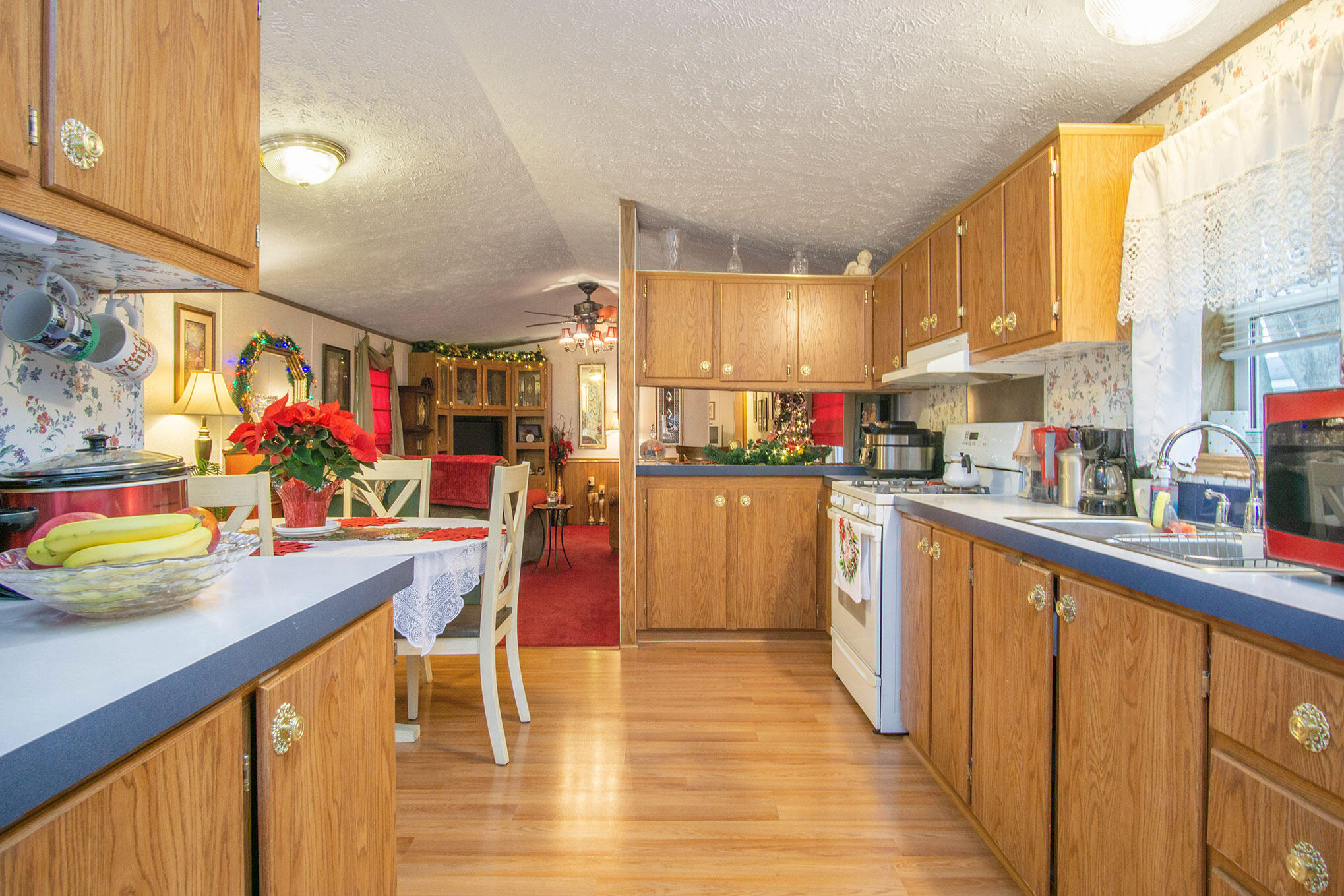 69205 Garver Road, Unit 5 Edwardsburg, MI 49112 - Photo 9 of 16 DSC00024