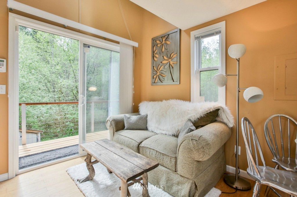 26025 Lake Riley Road Arlington, WA 98223 - Photo 2 of 16 Gallery Image 2