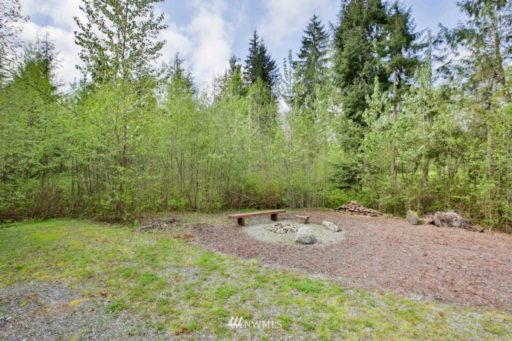 26025 Lake Riley Road Arlington, WA 98223 - Photo 11 of 16 Gallery Image 11