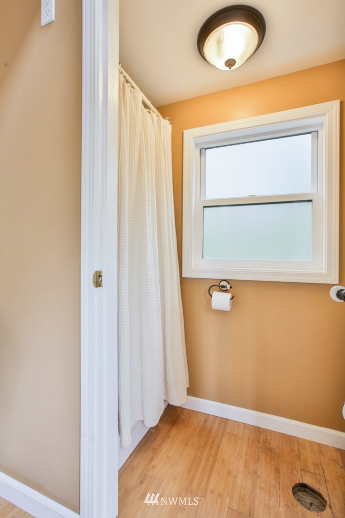 26025 Lake Riley Road Arlington, WA 98223 - Photo 5 of 16 Gallery Image 5