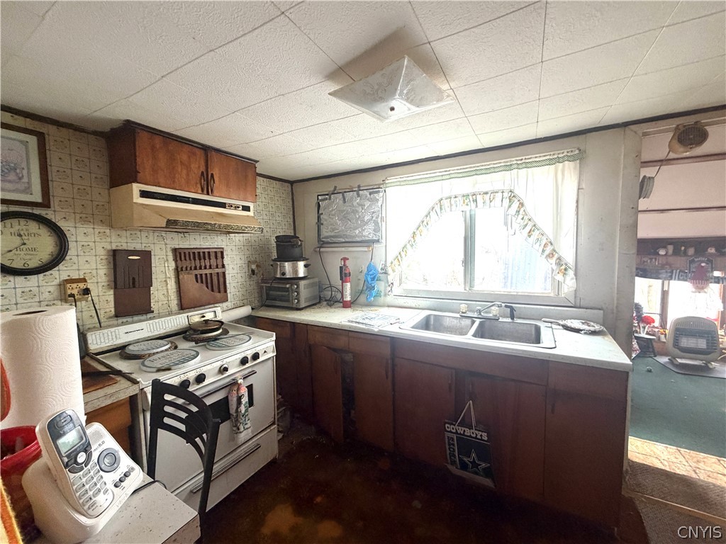 7445 Gordon Road Lysander, NY 13027 - Photo 27 of 31