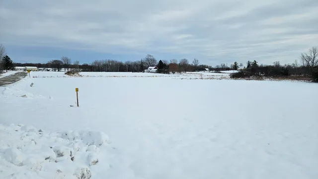 $450,000 | N8319 Airport Road, Watertown, WI 53094