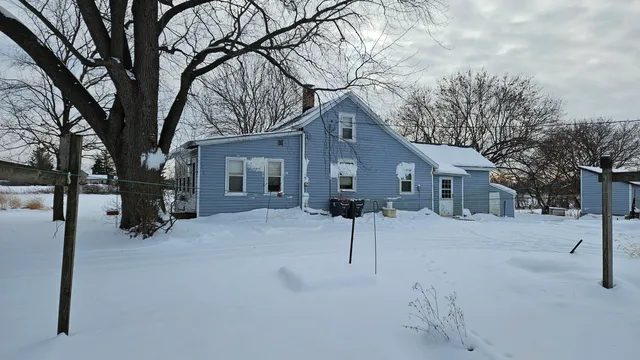 $450,000 | N8319 Airport Road, Watertown, WI 53094