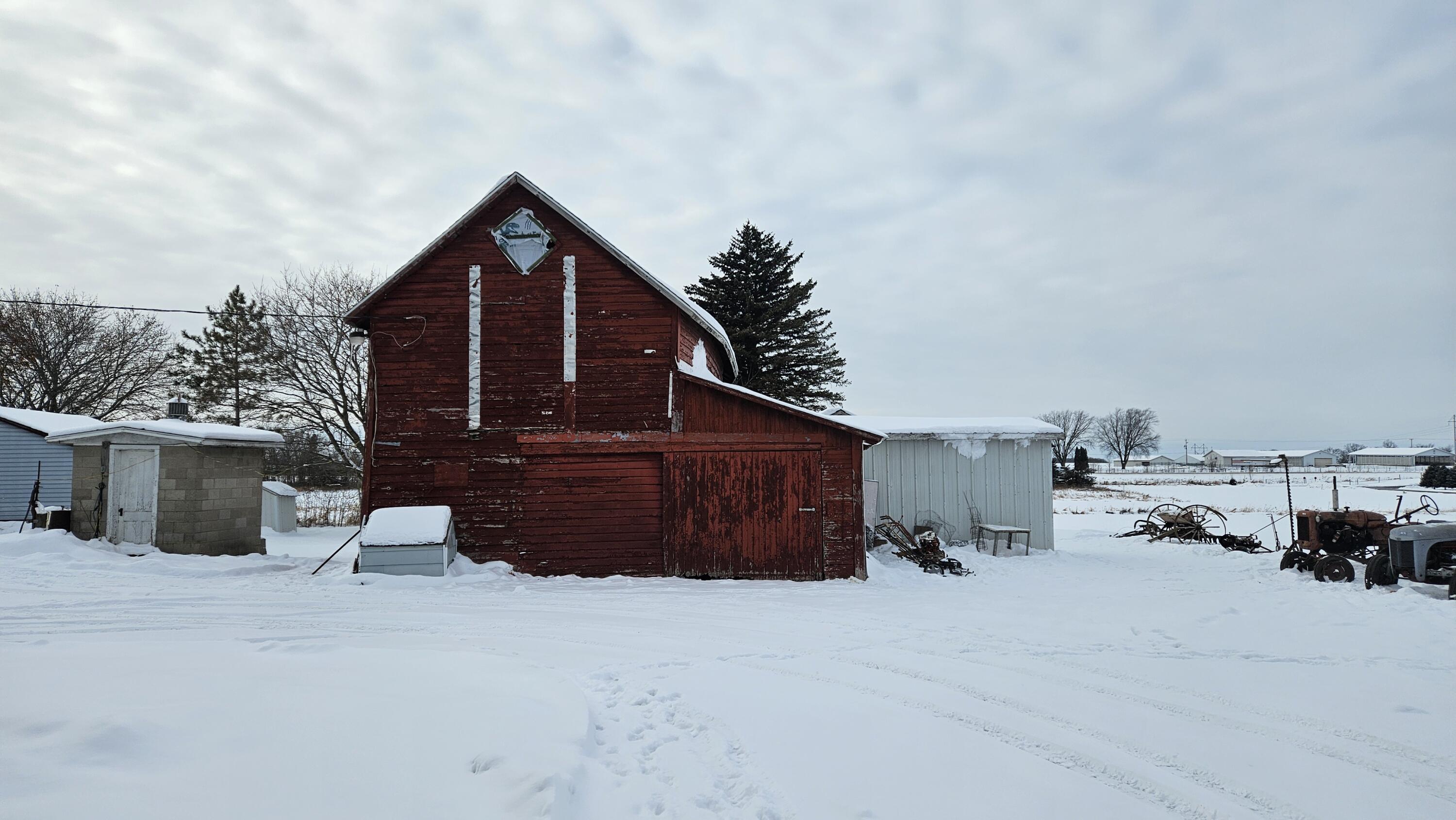 N8319 Airport Road Watertown, WI 53094 - Photo 10 of 11 20251208_135147