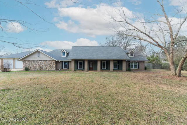 $419,900 | 5285 Williamson Road, Clinton, MS 39056