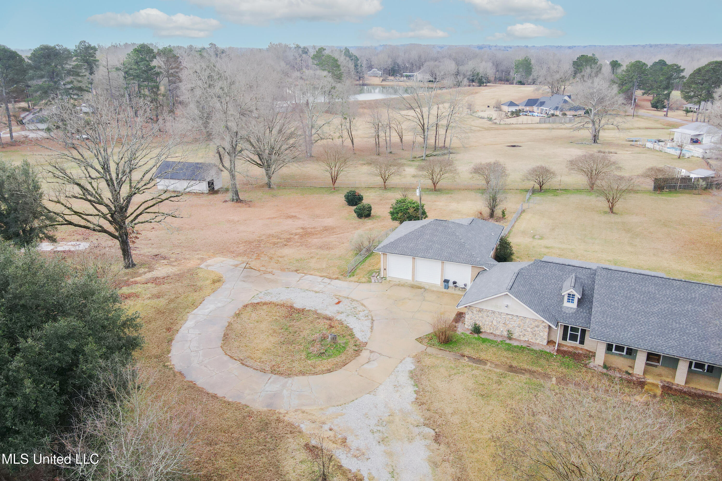 5285 Williamson Road Clinton, MS 39056 - Photo 101 of 103 dji_fly_20260203_100444_652_177014832845