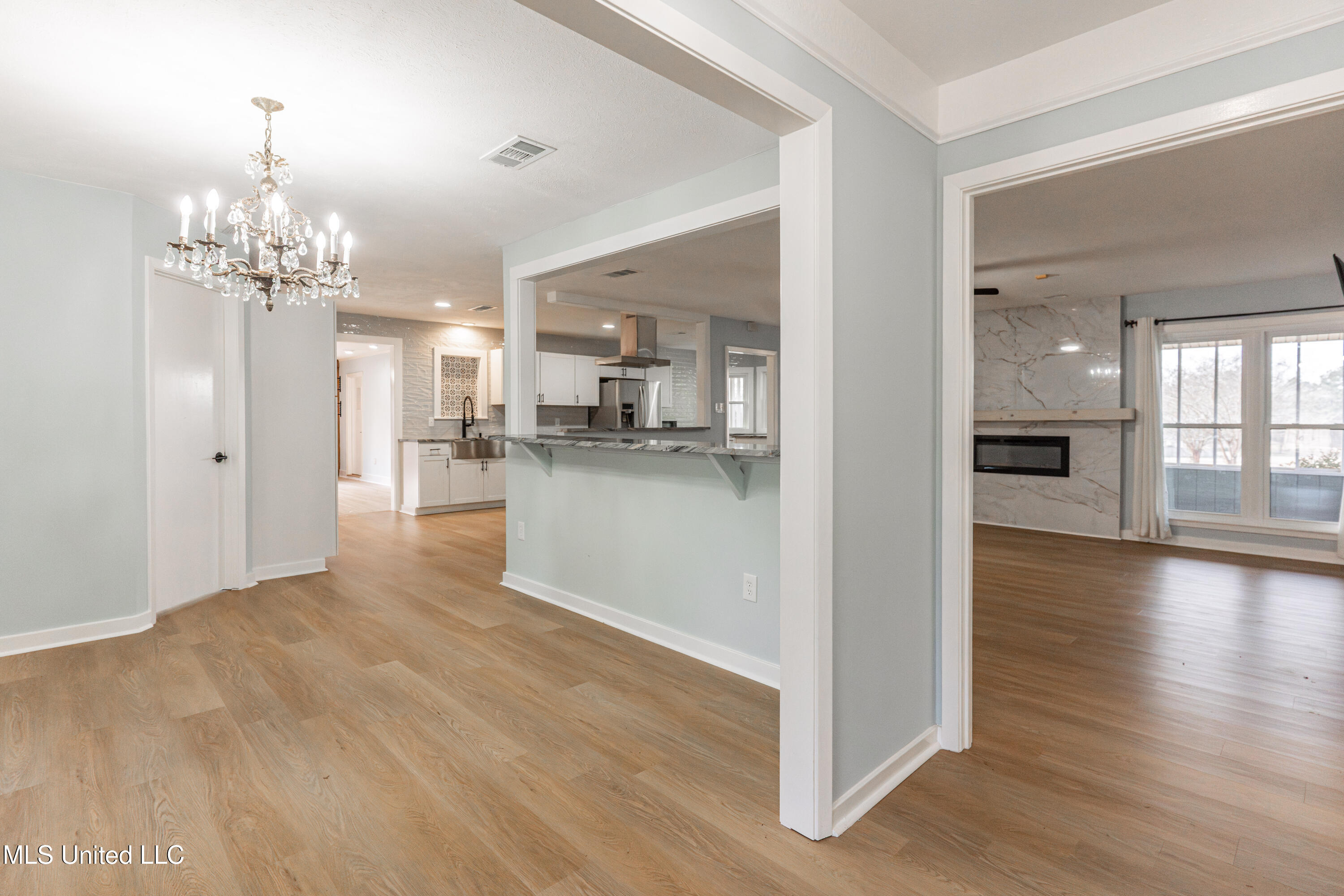 5285 Williamson Road Clinton, MS 39056 - Photo 15 of 103 15-Entry