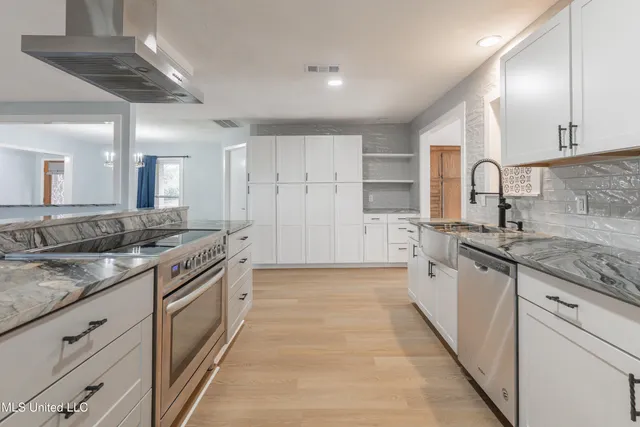 $419,900 | 5285 Williamson Road, Clinton, MS 39056