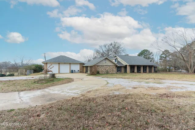 $419,900 | 5285 Williamson Road, Clinton, MS 39056
