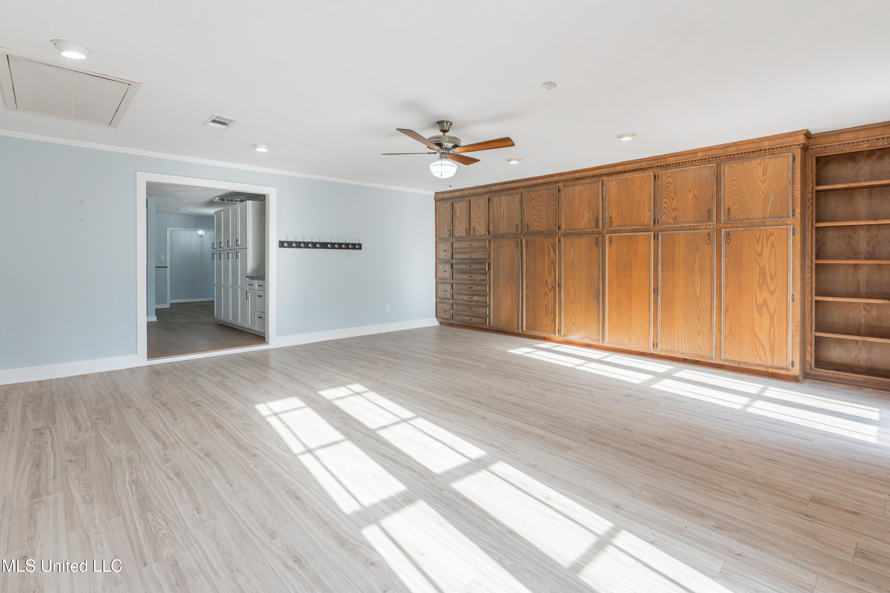 5285 Williamson Road Clinton, MS 39056 - Photo 42 of 103 42-LivingRoom