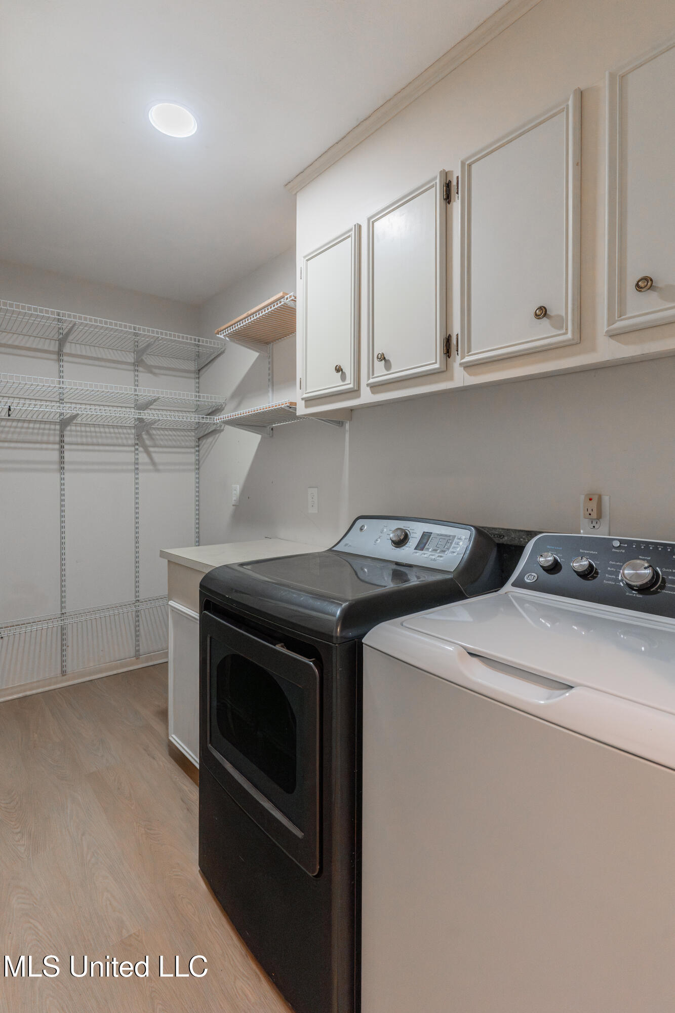 5285 Williamson Road Clinton, MS 39056 - Photo 46 of 103 46-LaundryRoom