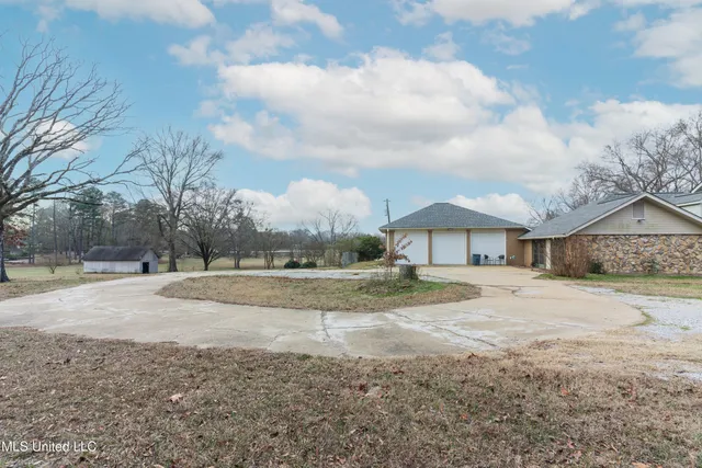 $419,900 | 5285 Williamson Road, Clinton, MS 39056