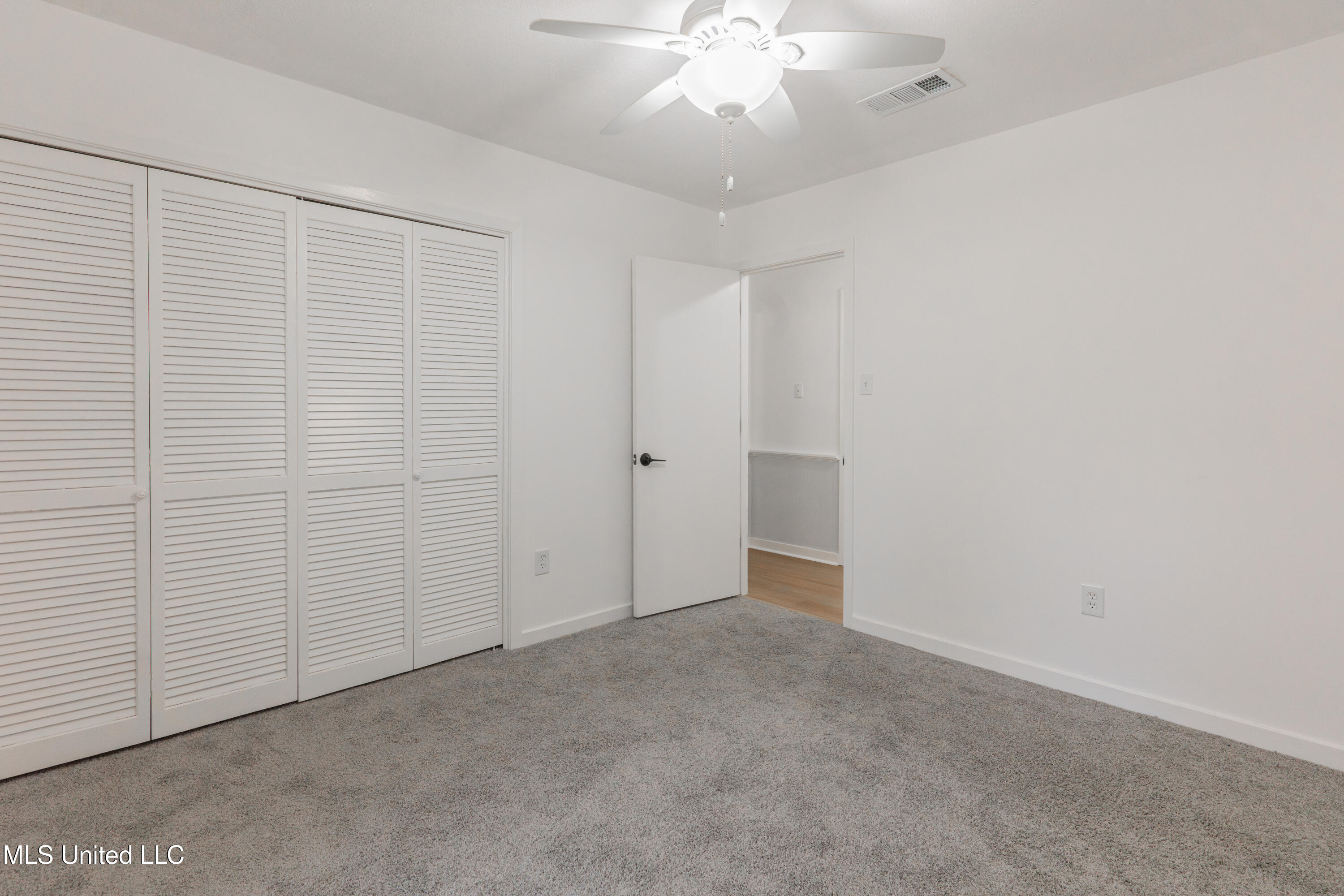 5285 Williamson Road Clinton, MS 39056 - Photo 63 of 103 63-Bedroom2.