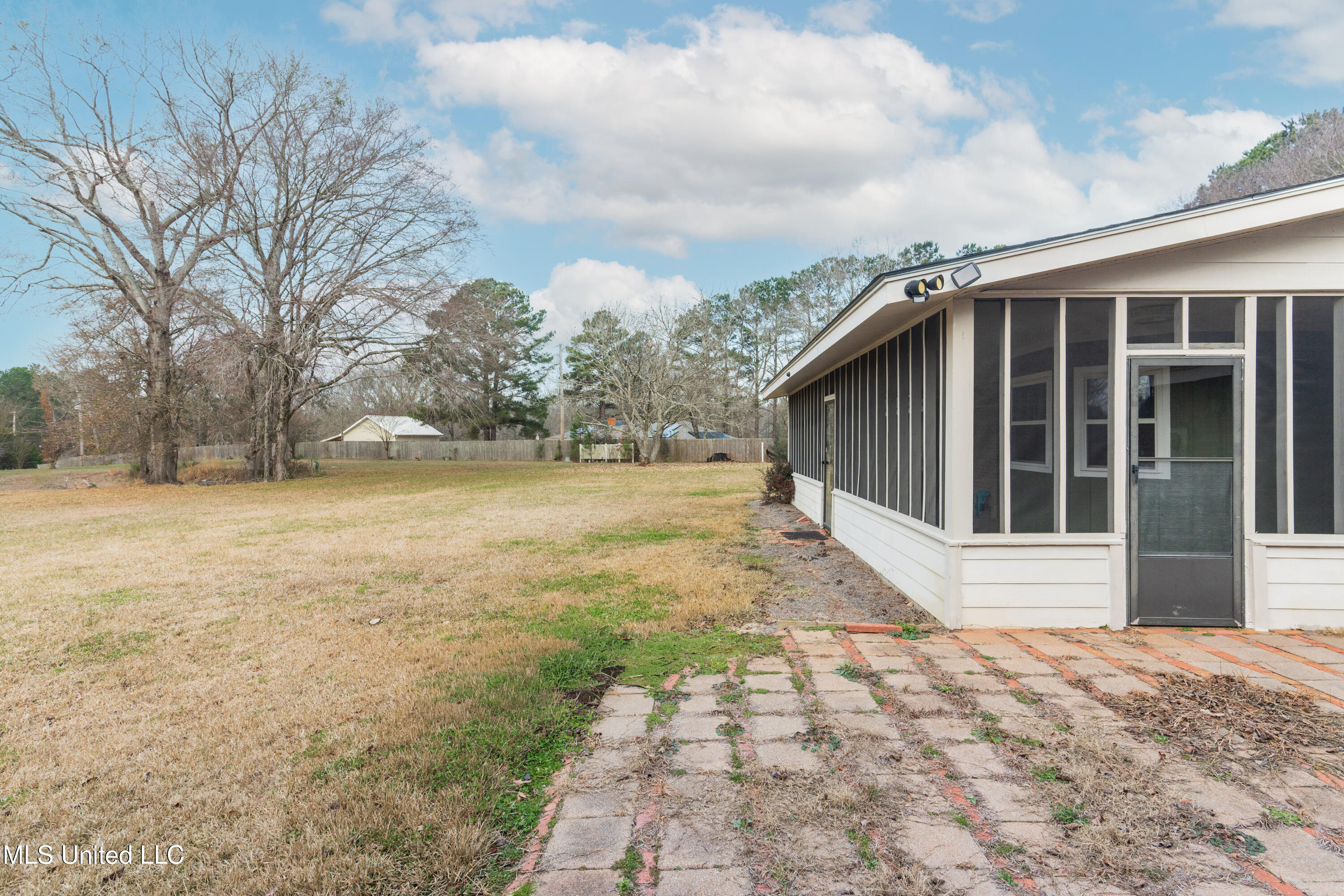 5285 Williamson Road Clinton, MS 39056 - Photo 81 of 103 81-Back