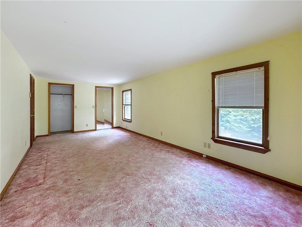 82 Potter Hill Road Westerly, RI 02891 - Photo 17 of 42