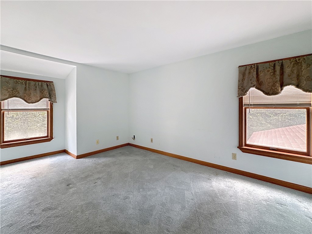 82 Potter Hill Road Westerly, RI 02891 - Photo 21 of 42