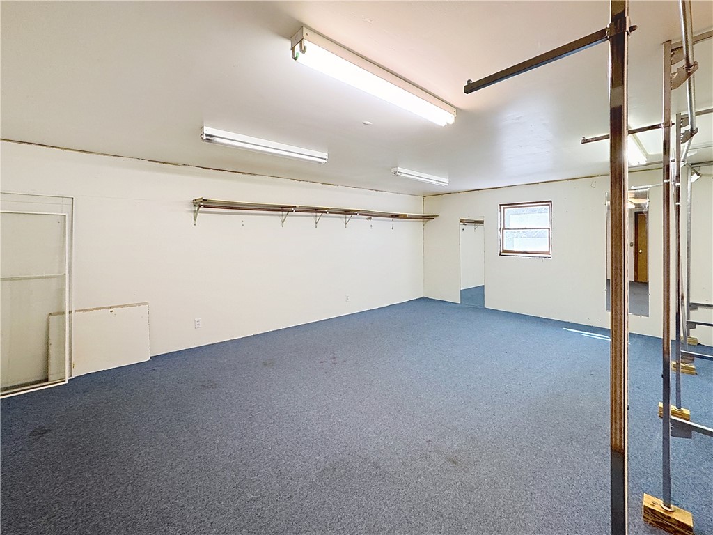 82 Potter Hill Road Westerly, RI 02891 - Photo 29 of 42