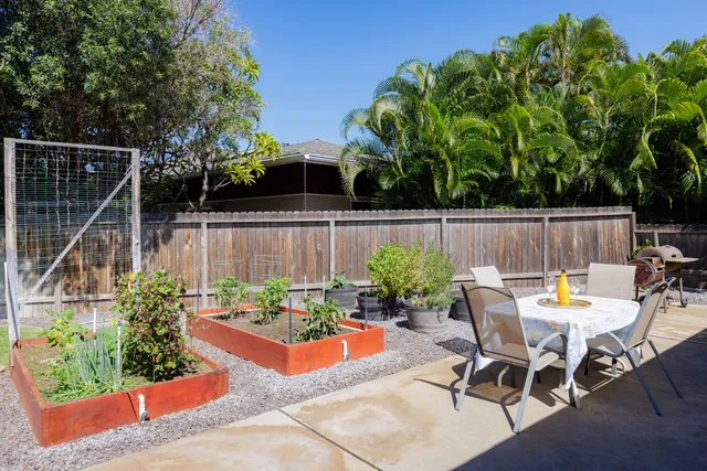 a outdoor view with a sitting space