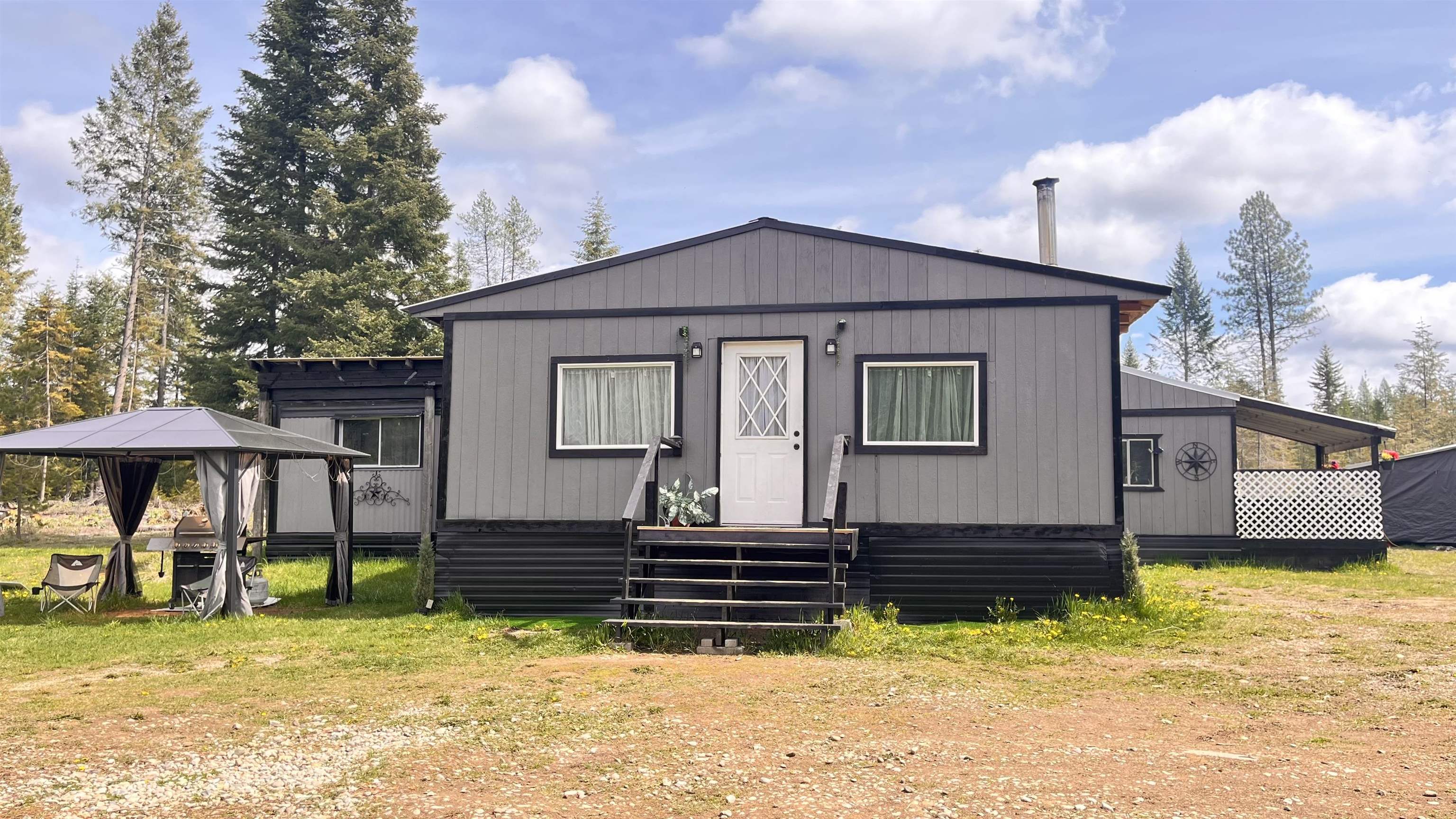 2242 Gray Road Newport, WA 99156 - Photo 3 of 22