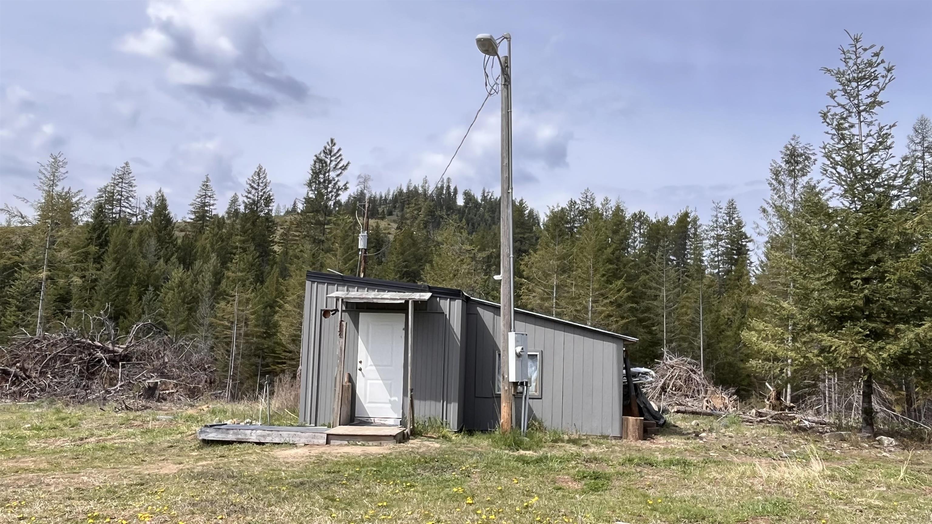 2242 Gray Road Newport, WA 99156 - Photo 5 of 22
