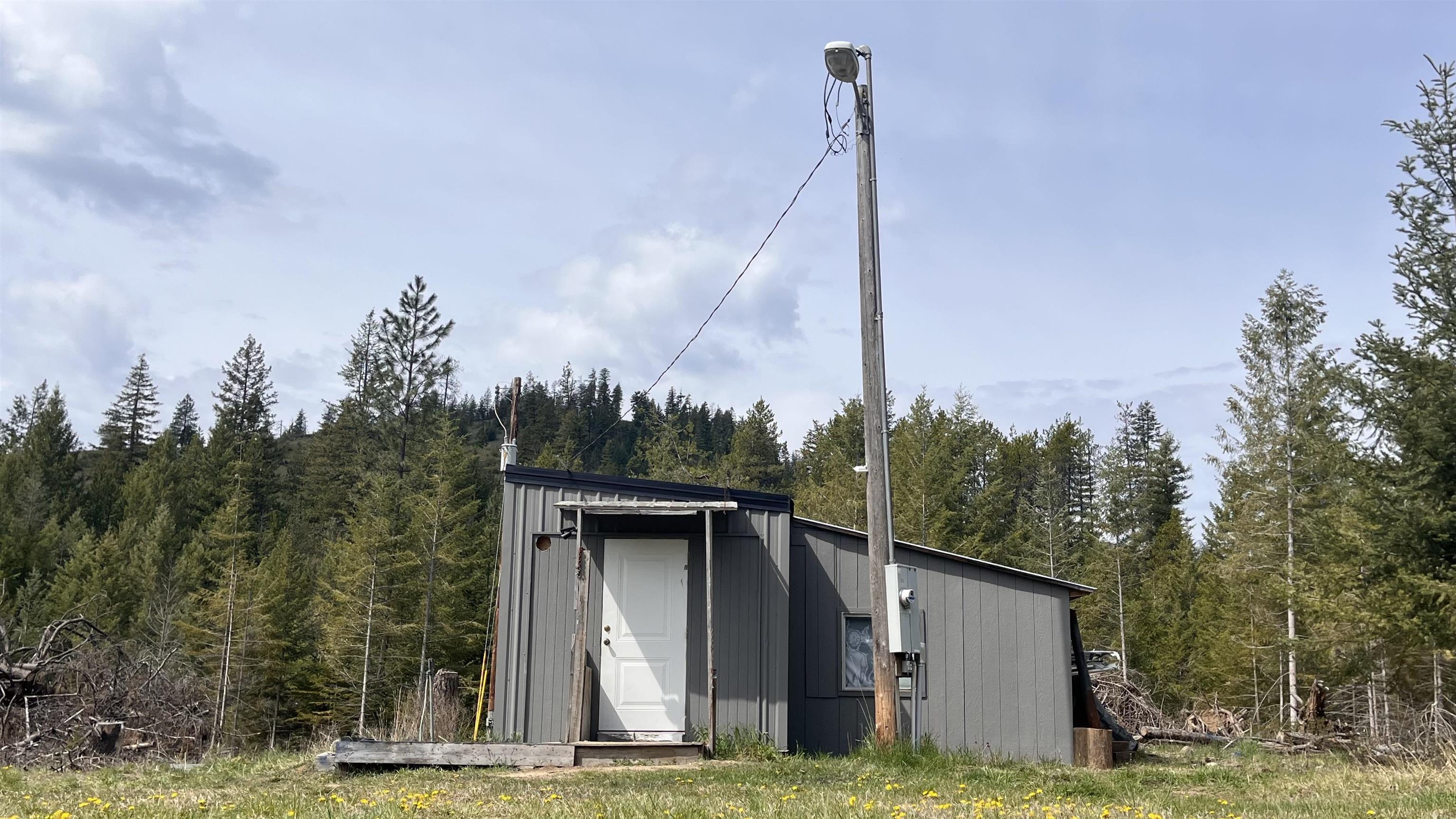 2242 Gray Road Newport, WA 99156 - Photo 6 of 22