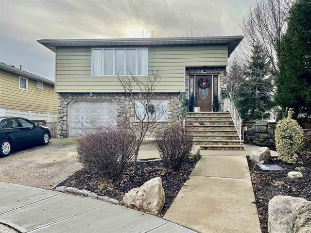 309 Julianne Terrace, Unit 1 Secaucus, NJ 07094 - Photo 1 of 12