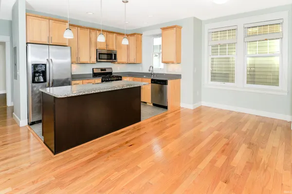 $2,600 | 819 South Morton Street, Bloomington, IN 47403