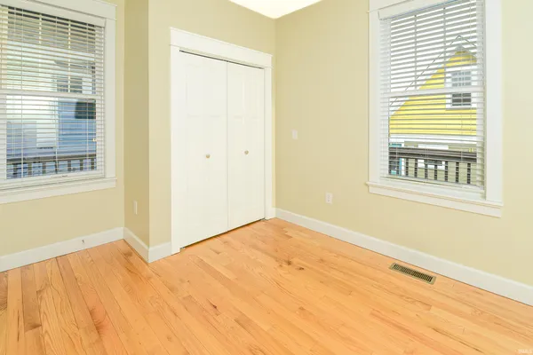 $2,600 | 819 South Morton Street, Bloomington, IN 47403