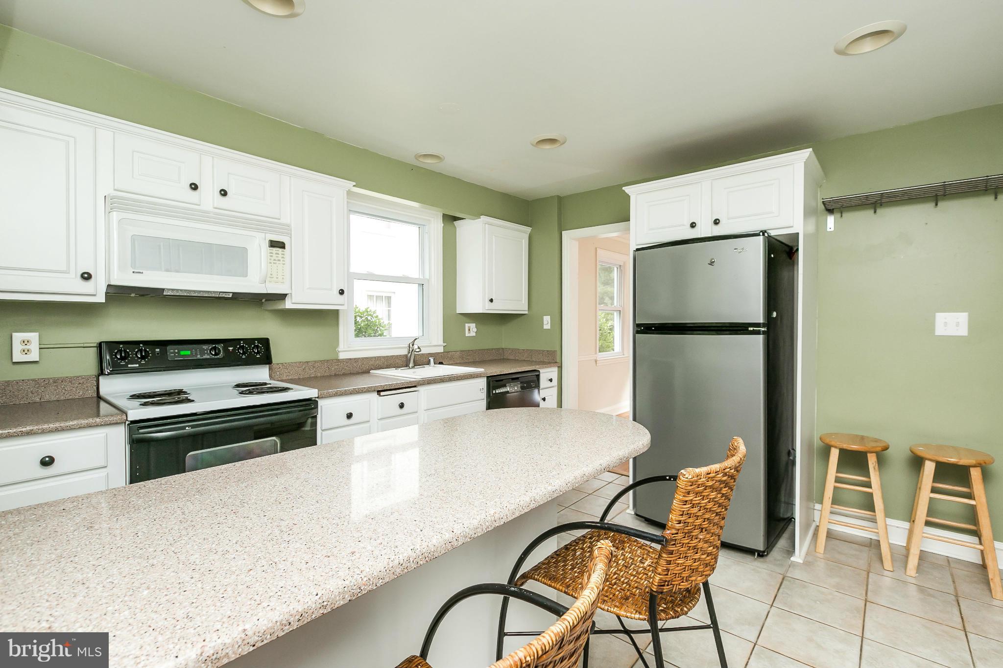 6706 Sherwood Road Baltimore, MD 21239 - Photo 11 of 19 Kitchen