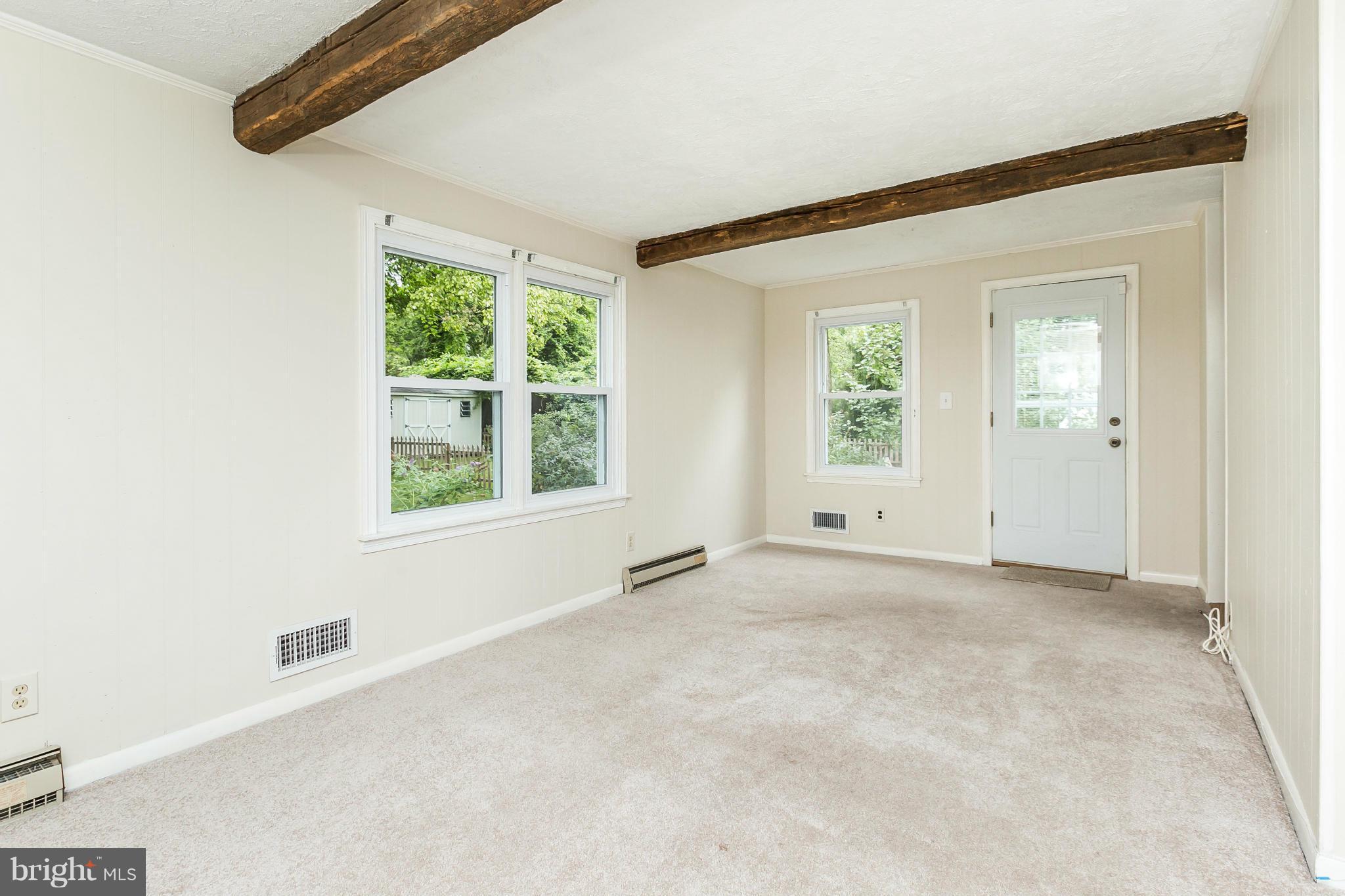 6706 Sherwood Road Baltimore, MD 21239 - Photo 7 of 19 Family Room
