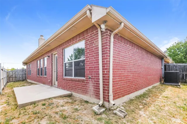 $2,060 | 108 Centennial Place, Crowley, TX 76036