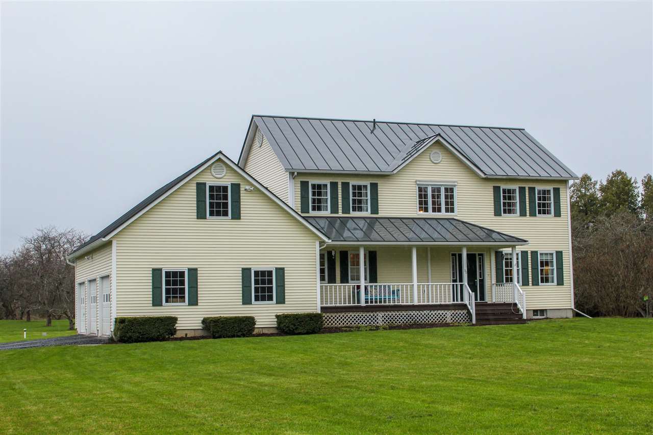 30 Wallys Point Road South Hero, VT 05486 - Photo 2 of 37 Gallery Image 2