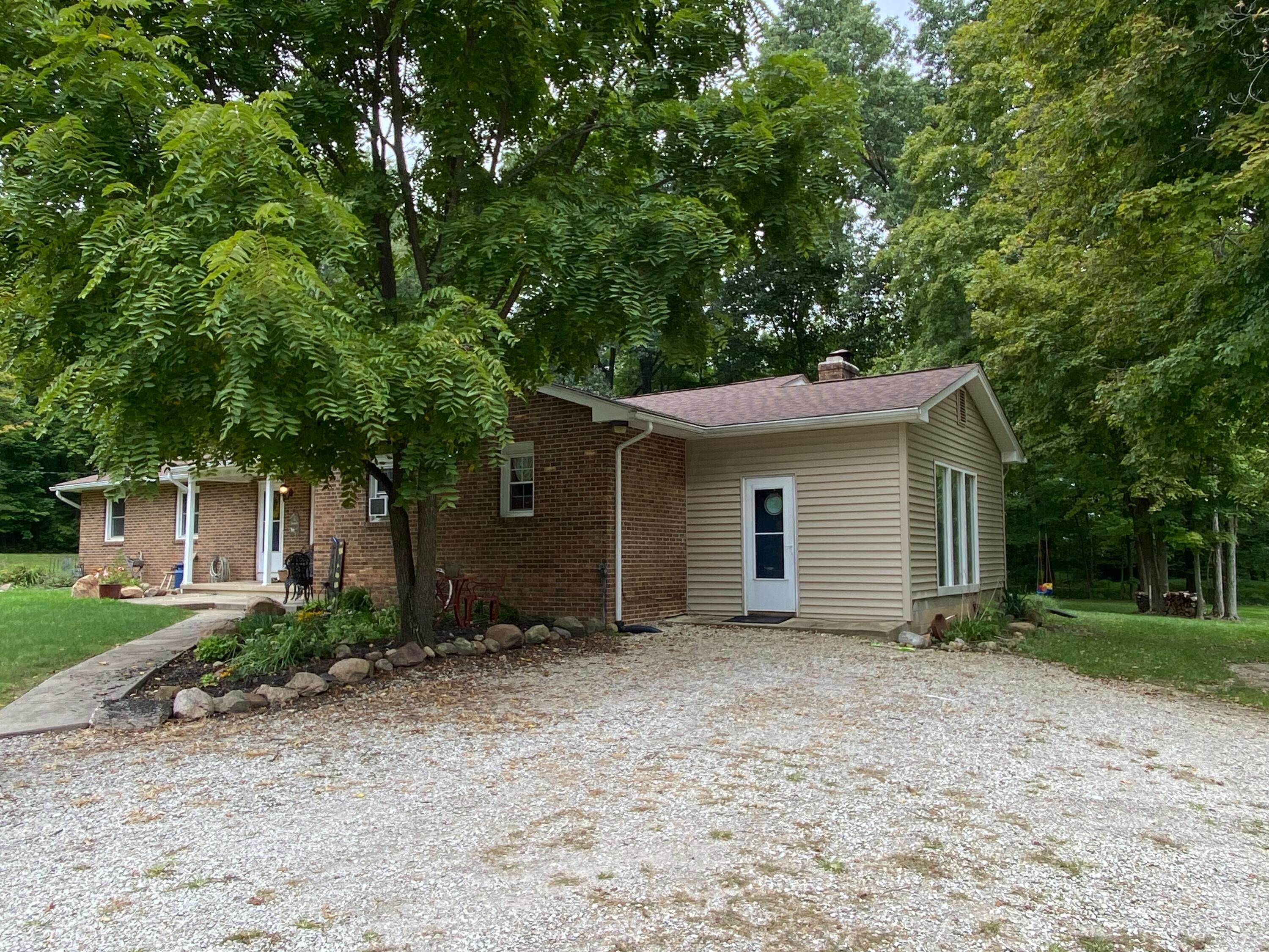 4426 Fremar Road Northeast Lancaster, OH 43130 - Photo 36 of 39 View showing Studio/suite entrance