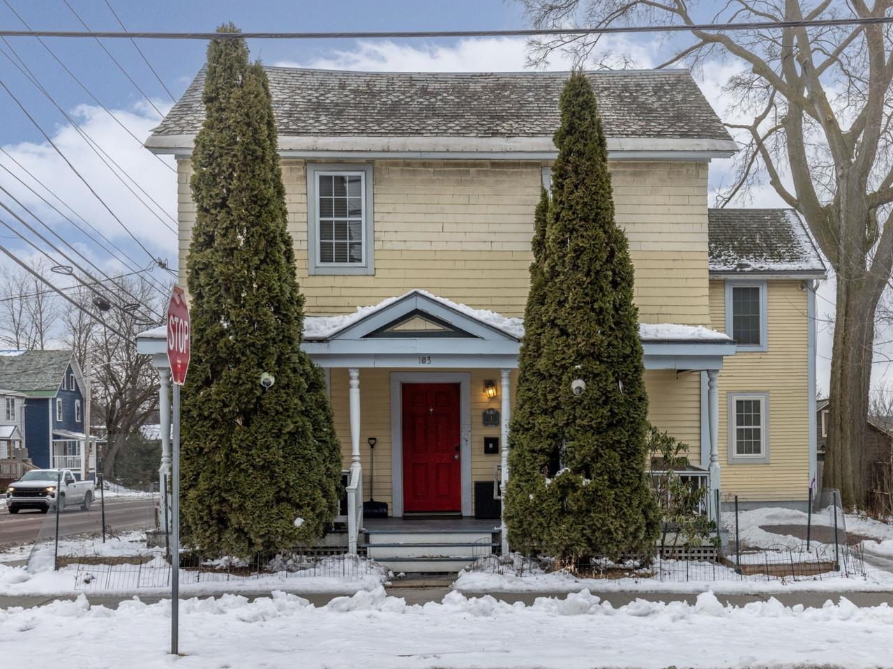 103 Maple Street, Unit 1 Burlington, VT 05401 - Photo 2 of 21
