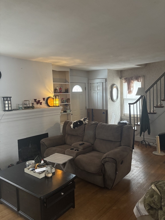 47 Hartford Terrace Springfield, MA 01118 - Photo 7 of 18